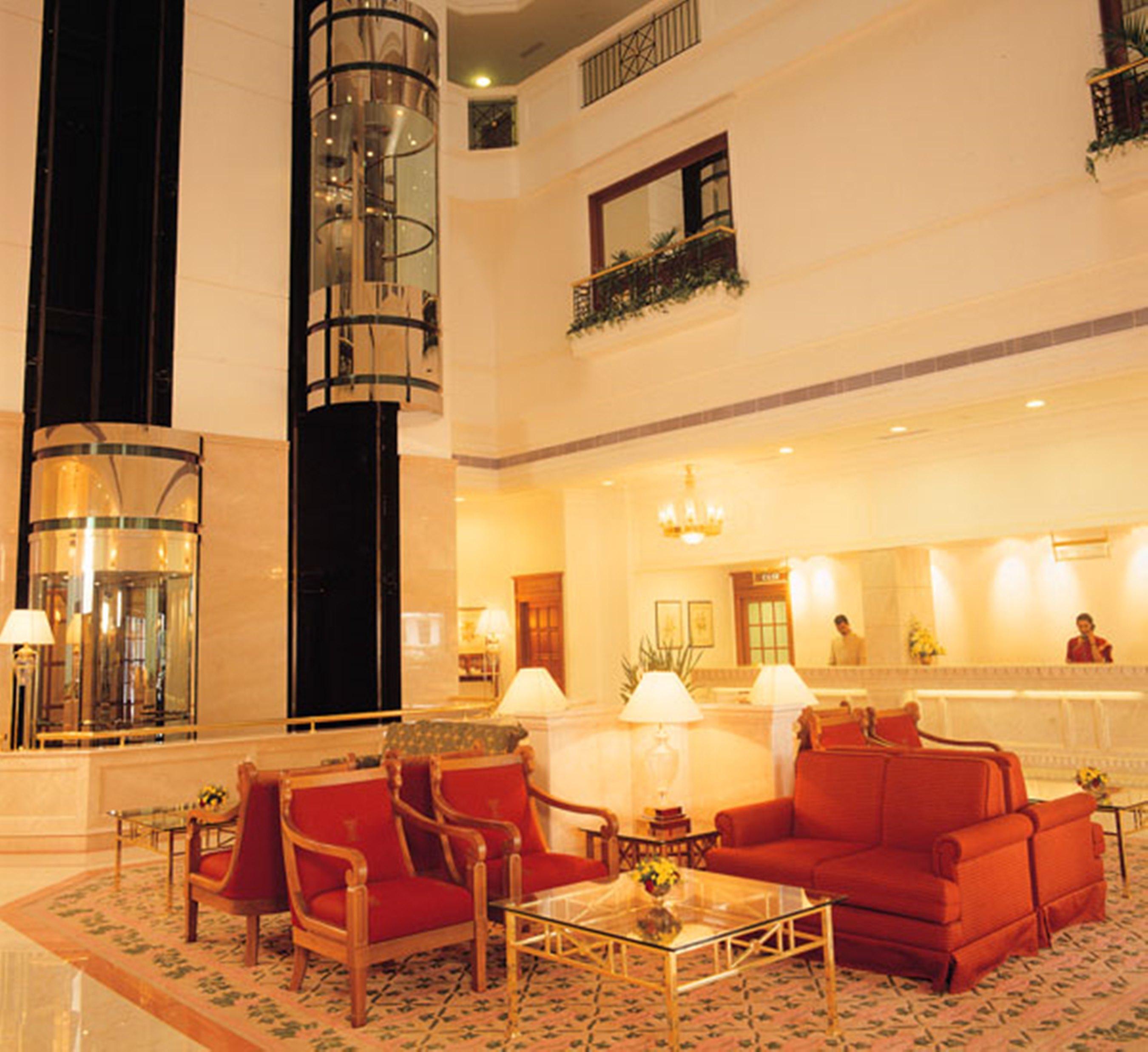 Abad Atrium Hotel Kochi Exterior foto
